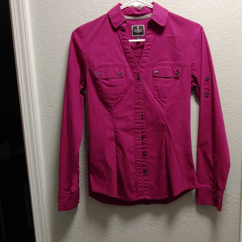 Essential Interview button down